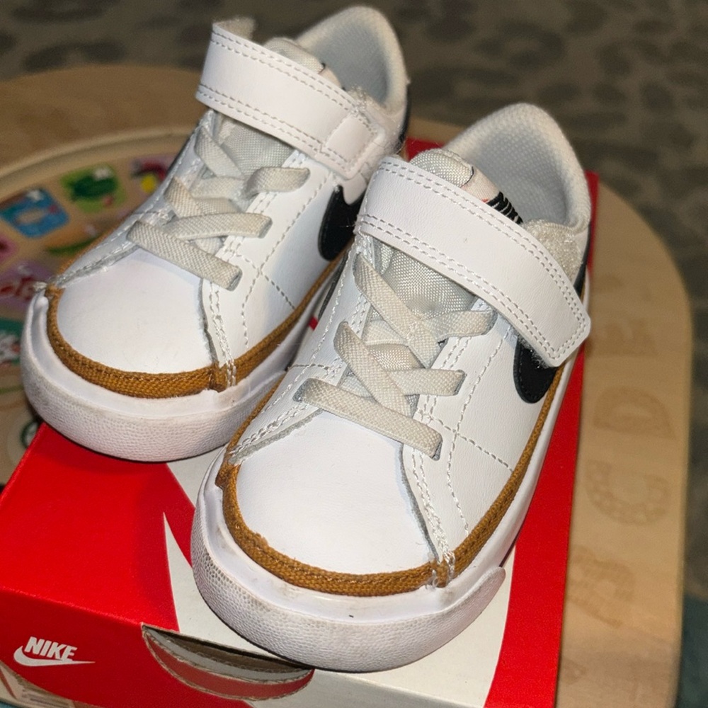 Nike Court Legacy White, Black & Mustard Size 6C